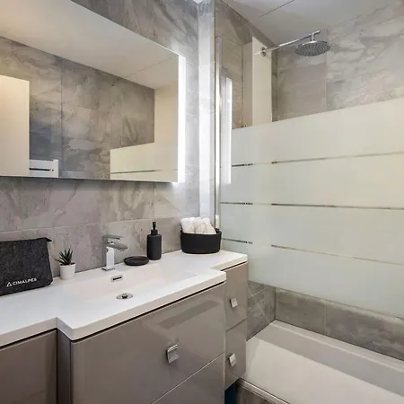 Aux Pieds Des Pistes A - Fr-1-640-82 Apartment *